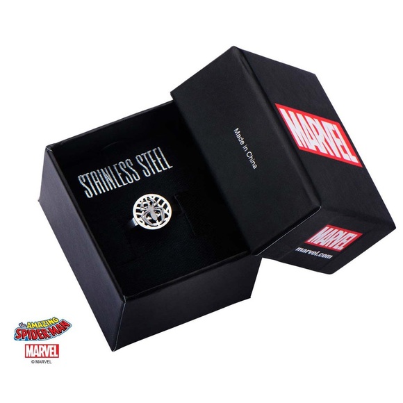 M6. Marvel Cut Out Spider Ovelapped on Web Petite Ring Stainless Steel Size 7 - Picture 2 of 6